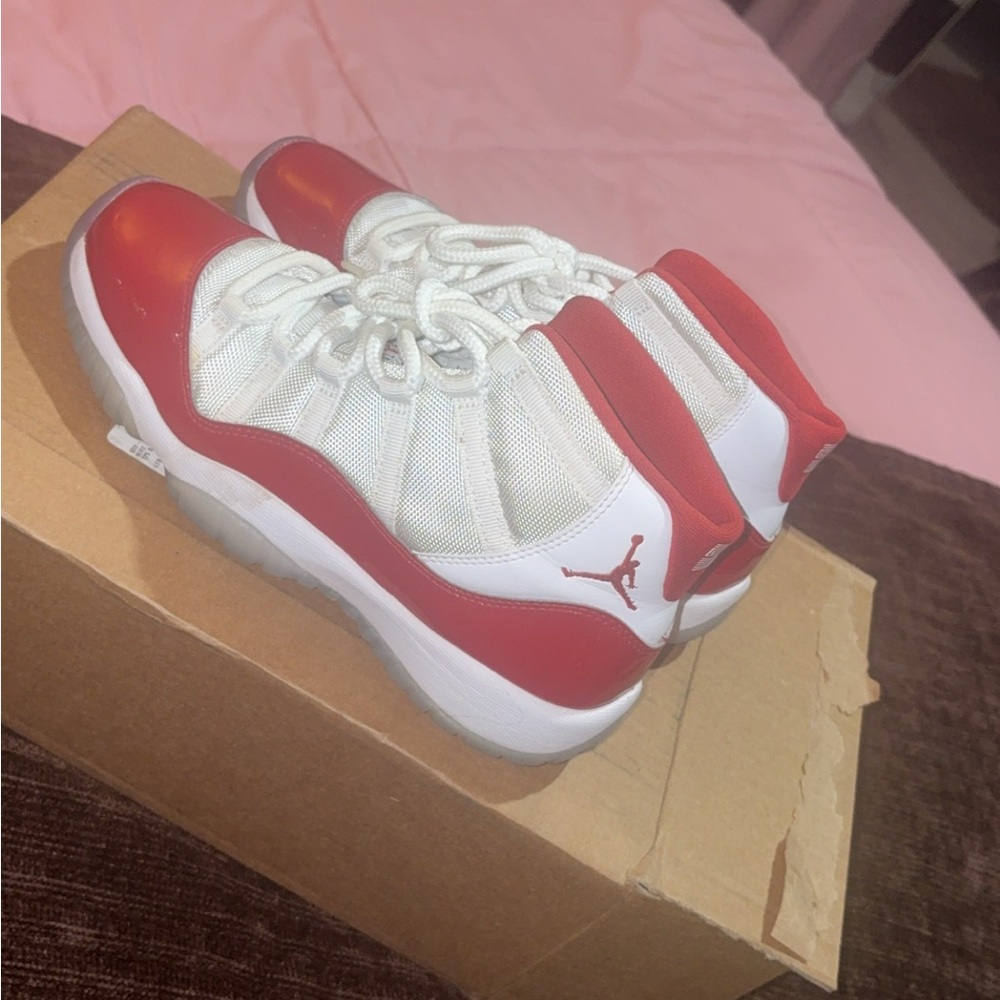 Jordan Kids' High-Top Sneakers in White and Red